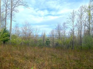 Greentree Ln, Galax, VA 24333