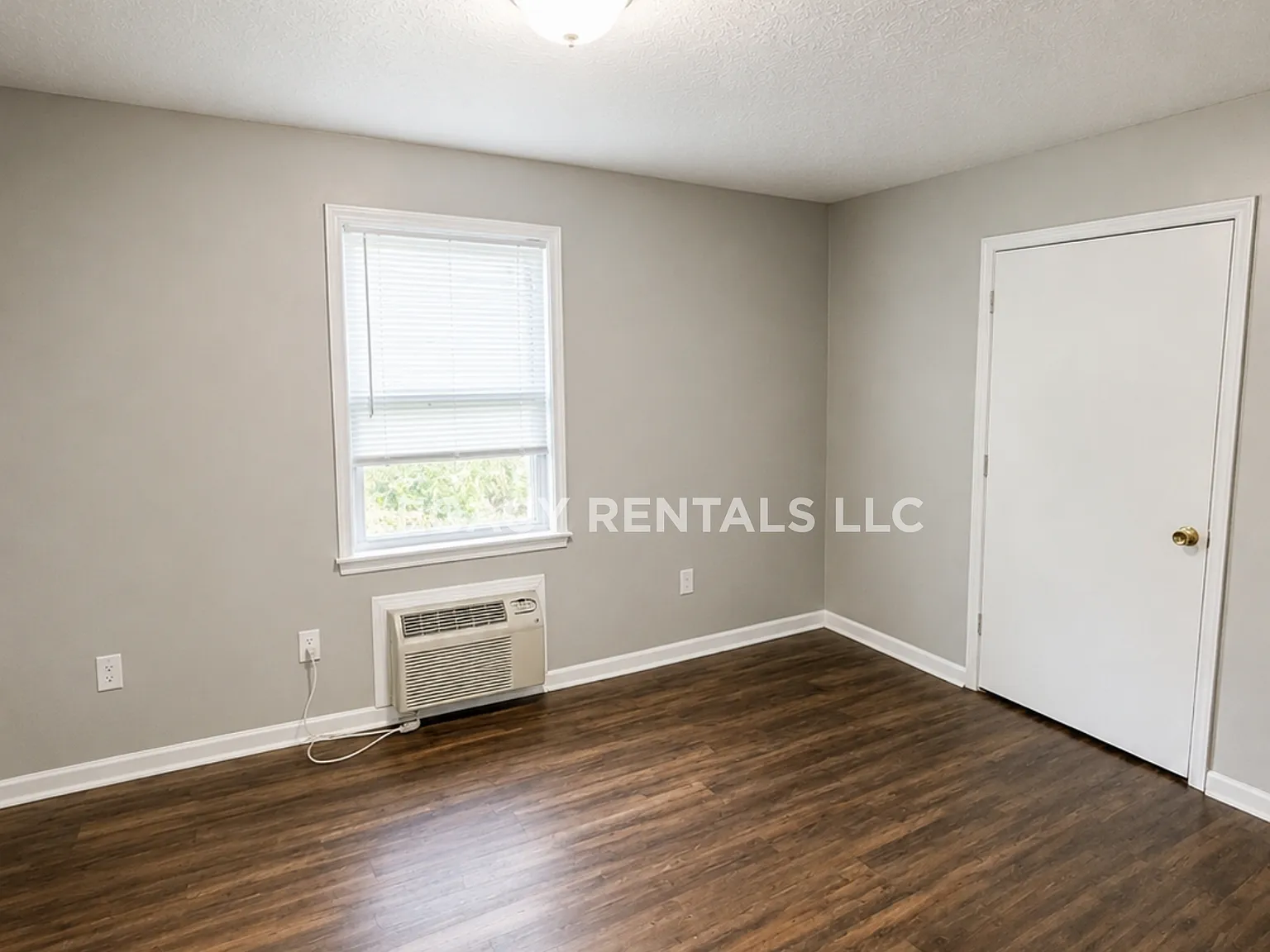 102 Rice Court - 11 — Photo 4