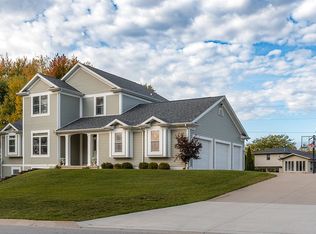 611 Claudia Ln, Middlebury, IN 46540