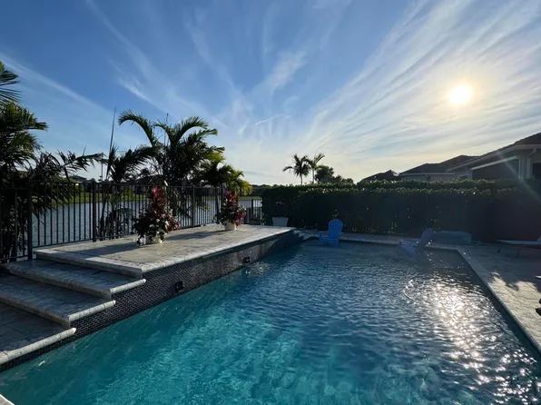 8653 SW Carrara Way, Port St Lucie, FL 34987