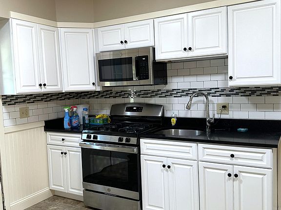2nd image of 44 Farrington St APT 3