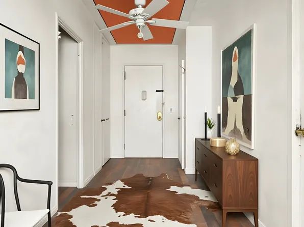 80 Central Park West image 4 of 10