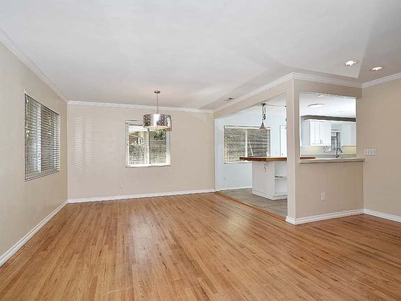 5th image of 5931 Lomond Dr