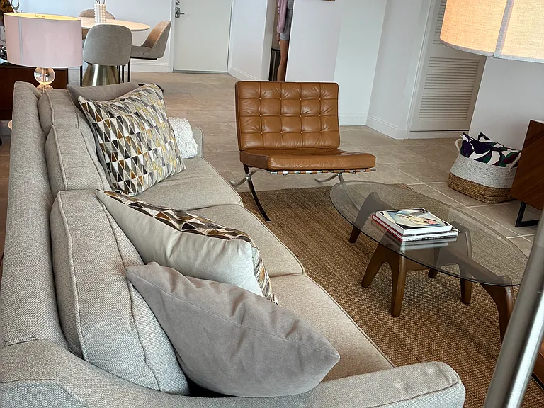 Living/dining room