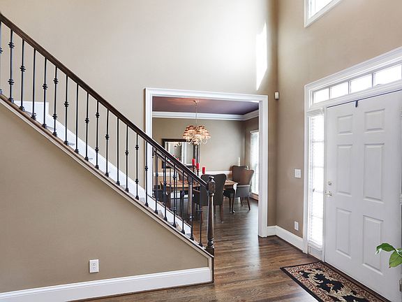4th image of 3205 Whiteoak Cir SE