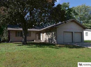 4922 N 55th St, Omaha, NE 68104