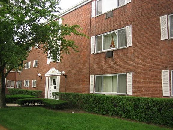 5th image of 8460 Skokie Blvd APT 312