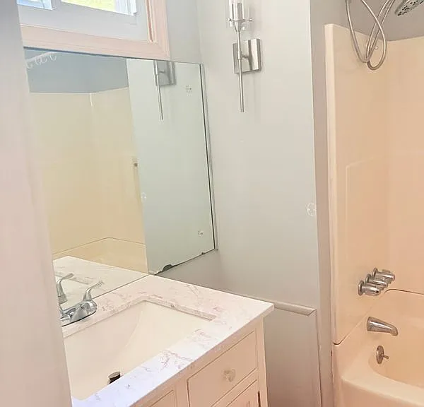 212 W Main St #1 — Photo 10