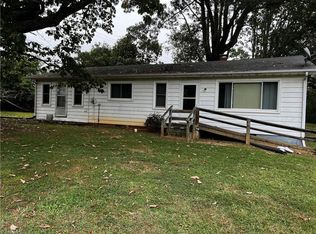 2724 Union Cross Church Rd, Yadkinville, NC 27055