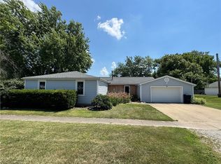 202 Seminary St, Catlin, IL 61817