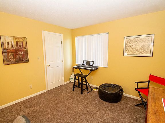 5th image of 6711 Green Branch Dr APT 6