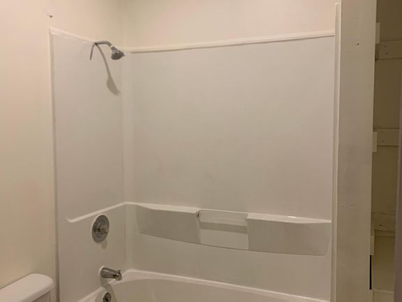 4th image of 1247 W 8th St #1