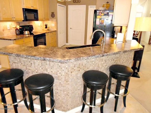 5th image of 23 Aucuba Cir