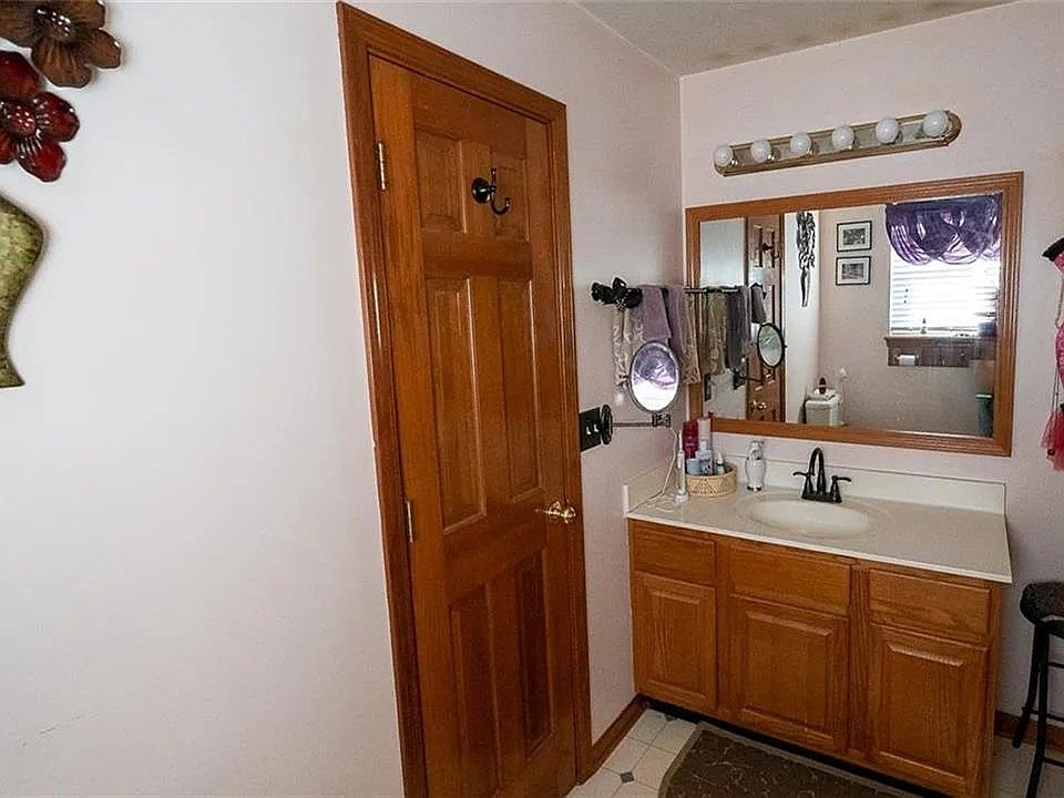 1st image of 2122 Willow Wind Ct