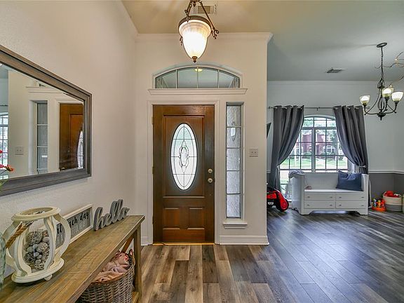 3rd image of 408 Prattwood Ct