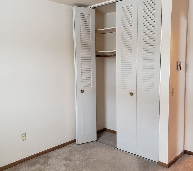 G1306 1306 Dr Jamestown ND Zillow