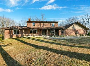 5 Wolf Trail Ct, Defiance, MO 63341
