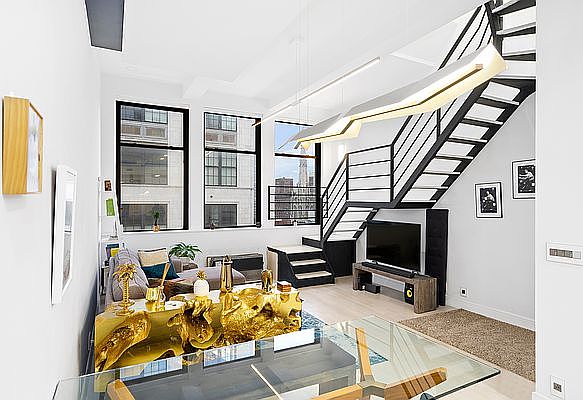 1st image of 115 4th Ave APT 8D
