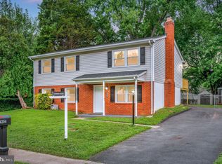 14204 Lindendale Rd, Woodbridge, VA 22193