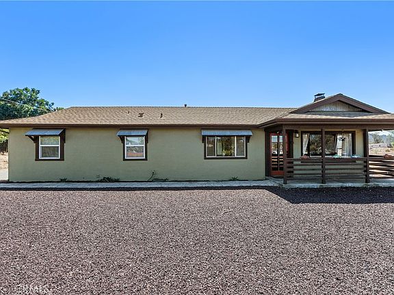 3rd image of 1218 Creelman Ln