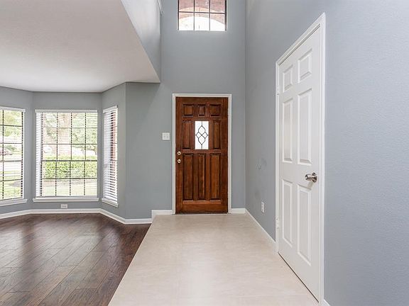 5th image of 2309 S Mission Cir