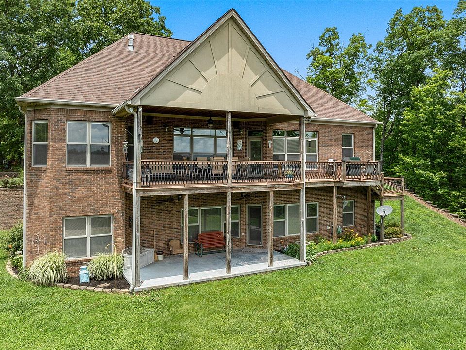 1st image of 139 Trails End Ln