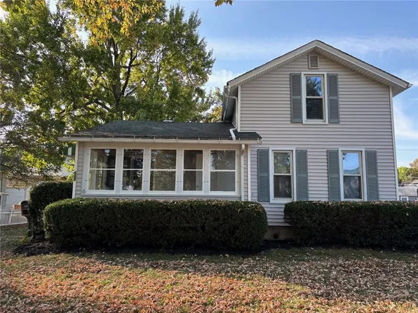 505 Eagle St, Medina, NY 14103