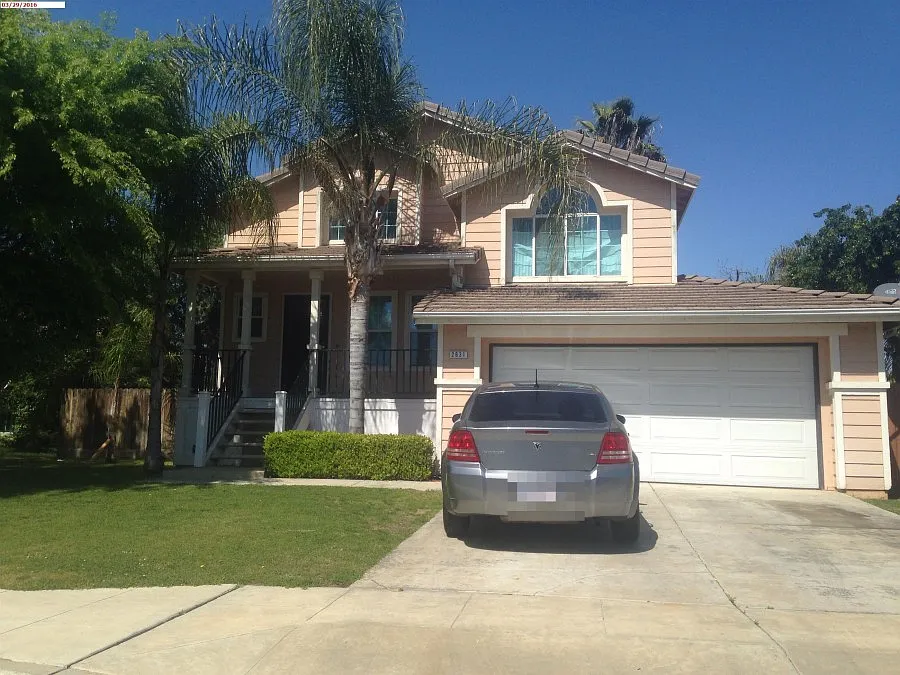 2631 Dennis Ave photo 1