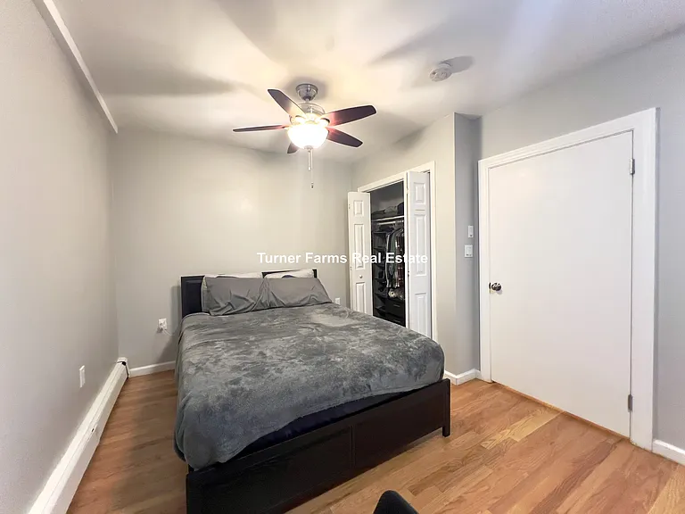 29 Lambert St #1L — Photo 12
