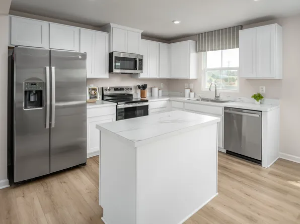 603 Maria Loretta Ln, Forked River, NJ 08731