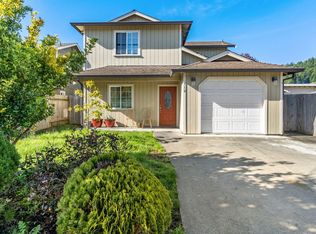 319 1st Ave, Rio Dell, CA 95562
