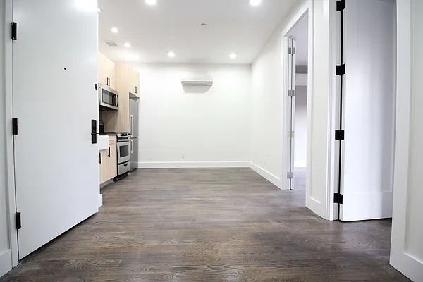 Rented by Nooklyn NYC LLC | media 56