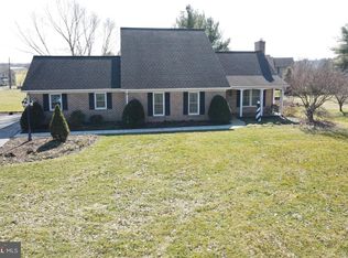 2130 W Main St, Ephrata, PA 17522