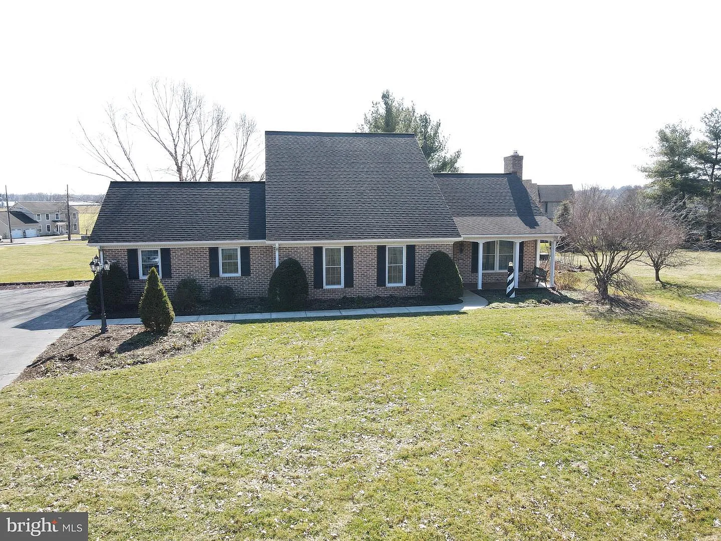 2130 W Main St photo 1