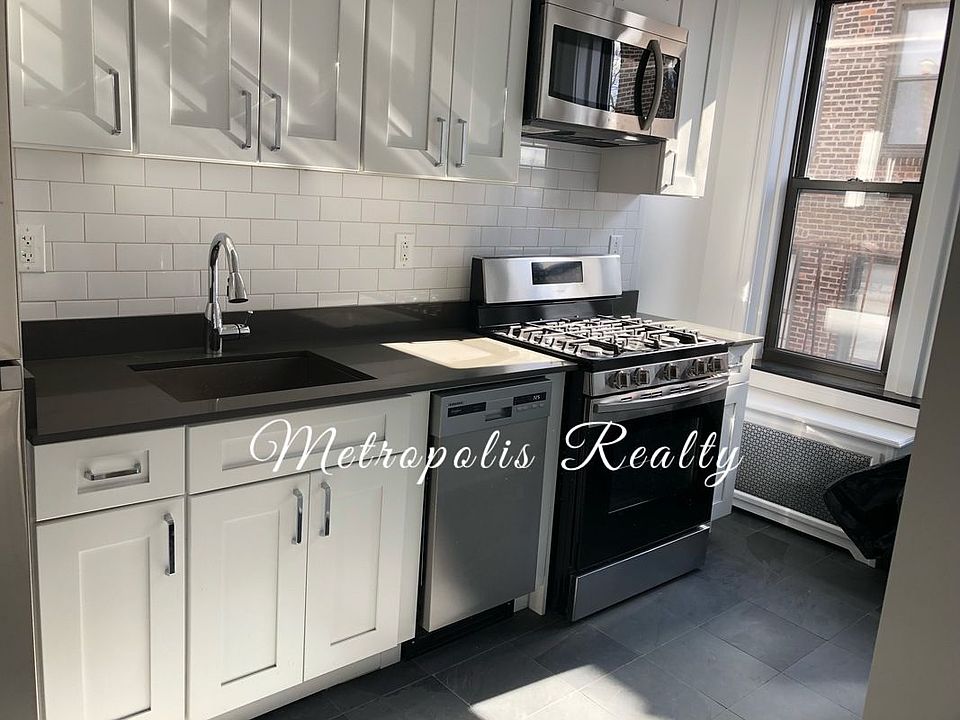 1st image of 23-51 32nd St #D2