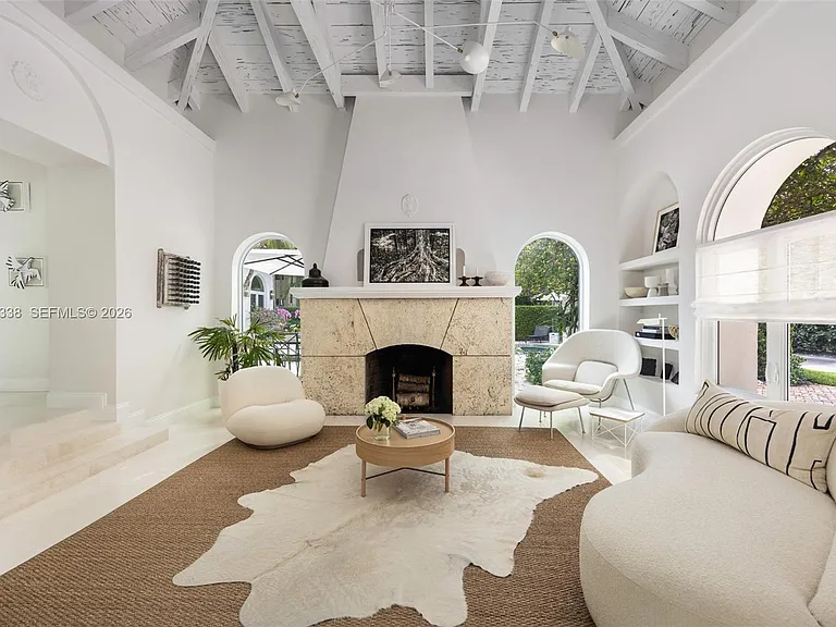 3845 Wood Ave — Photo 4