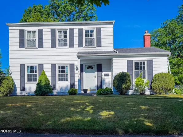 5443 Glastonberry Rd, Toledo, OH 43613