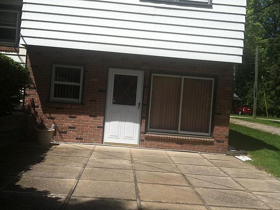 3rd image of 4679 Welland Dr