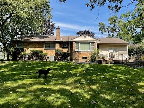 2nd image of 7347 W 108th Pl