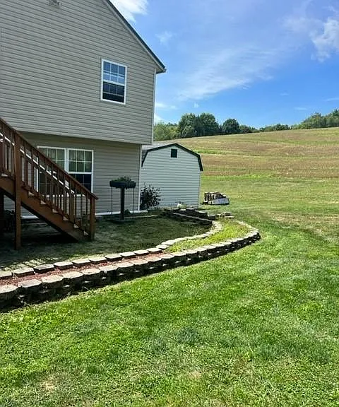 7586 Hoffacker Rd — Photo 2