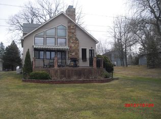 5973 Mabley Hill Rd, Fenton, MI 48430