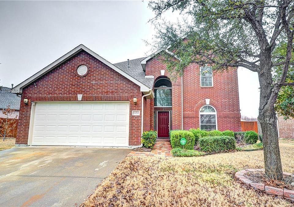 1st image of 8454 Island Cir