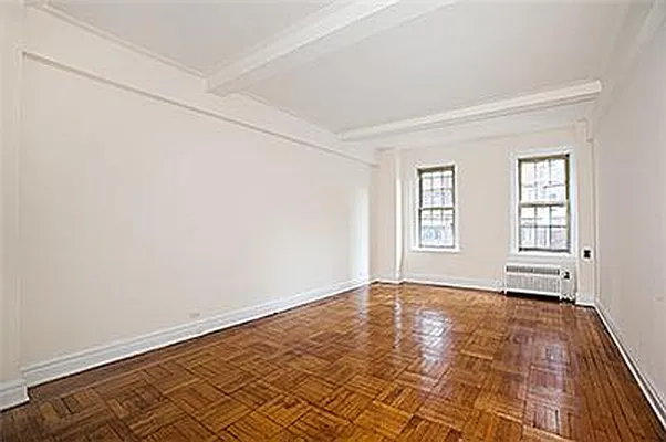 Sold by Barkoff Residential  | media 15