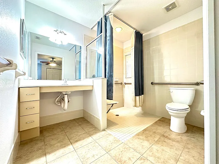 1121 Dr Martin Luther King Jr St S — Photo 12