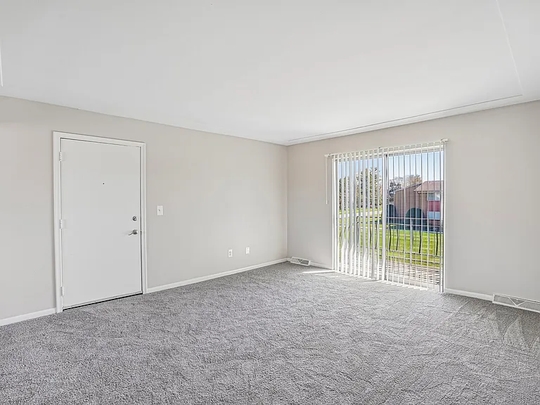 Rivercrest Apartments — Photo 88