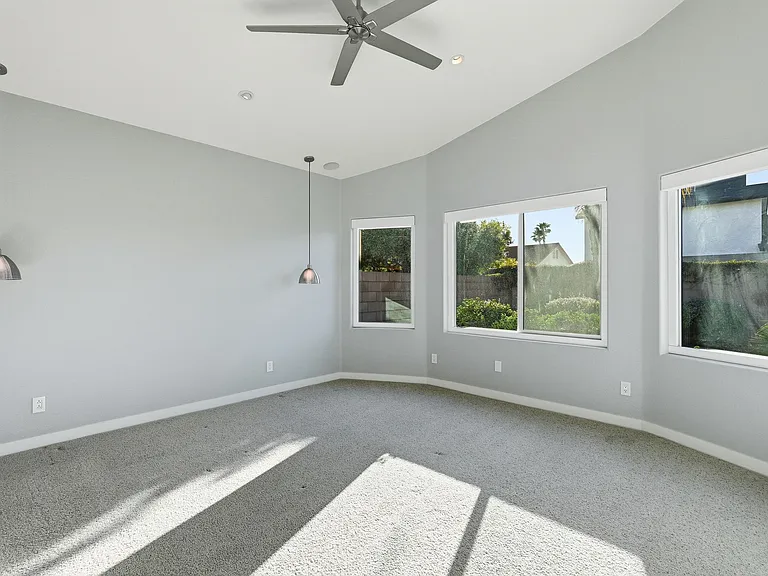 16404 S 46th Way — Photo 24