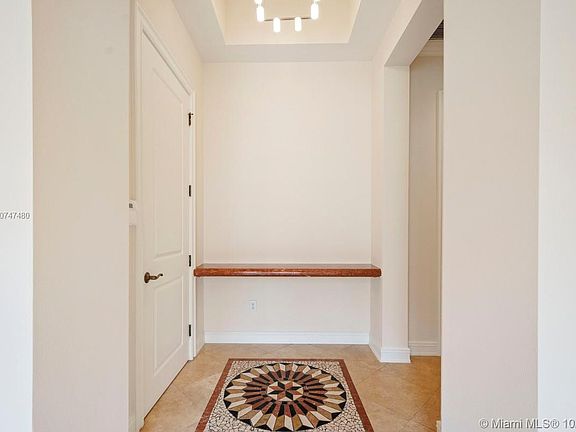 5th image of 16114 Emerald Estates Dr #6