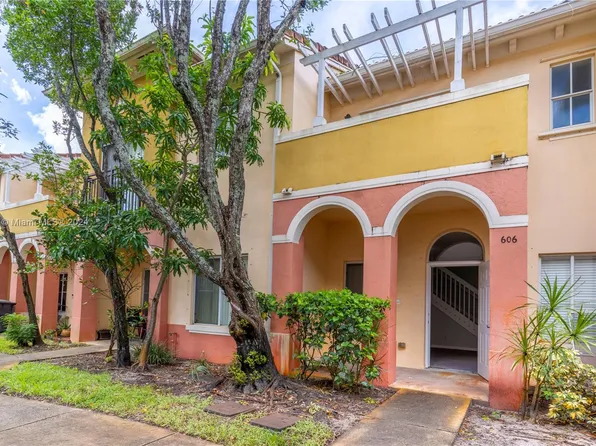 606 W Santa Catalina Cir #606, Pompano Beach, FL 33068