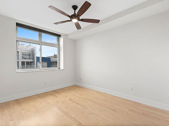 4th image of 57 Maspeth Ave Unit 4D