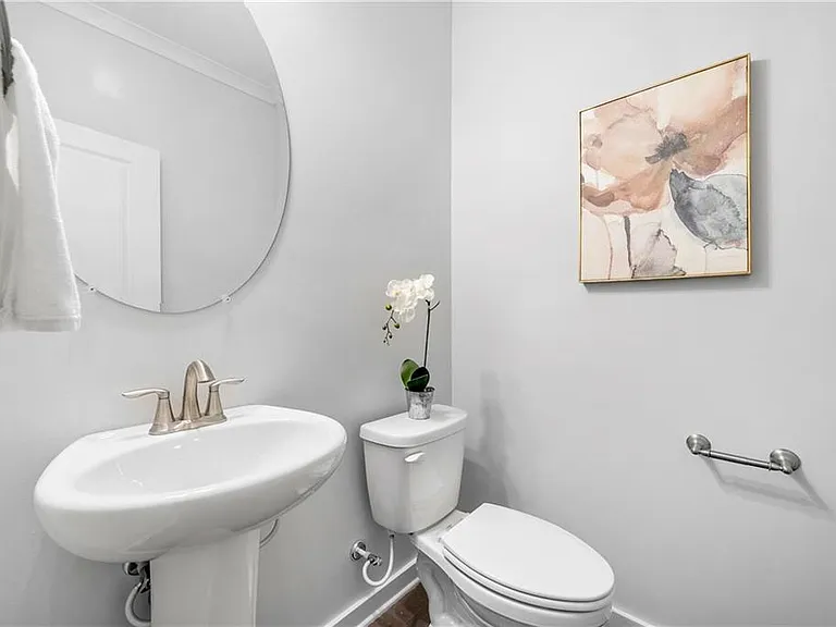 552 Ember Ln NW — Photo 15